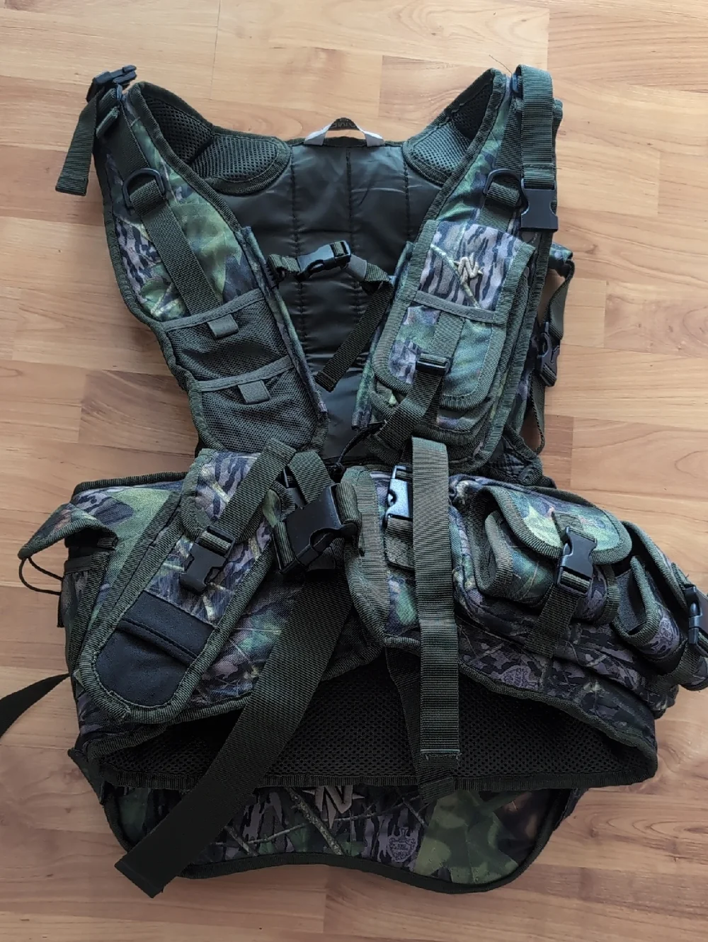 Nomad Pursuit Convertible Turkey Vest Camo Hunting Mossy Oak Padded